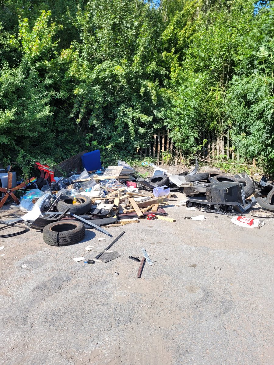 Bilston & East Park Police (@bilstonwmp) on Twitter photo #ASBAwarenessWeek | Whilst on patrols this afternoon, fly tipping was found on Murdoch Rd #Bilston. Enquiries done to ID those responsible.
<a href="/WolvesPolice/">Wolverhampton Police</a> <a href="/WMPolice/">West Midlands Police</a> #ASBAwarenessWeek | Whilst on patrols this afternoon, fly tipping was found on Murdoch Rd #Bilston. Enquiries done to ID those responsible.
<a href="/WolvesPolice/">Wolverhampton Police</a> <a href="/WMPolice/">West Midlands Police</a>