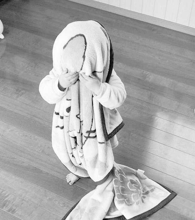 gothesqe_'s tweet photo. Uma fantasminha passando na sua tml!! 👻

(@oowmik ) https://t.co/NwIvmyPOnR