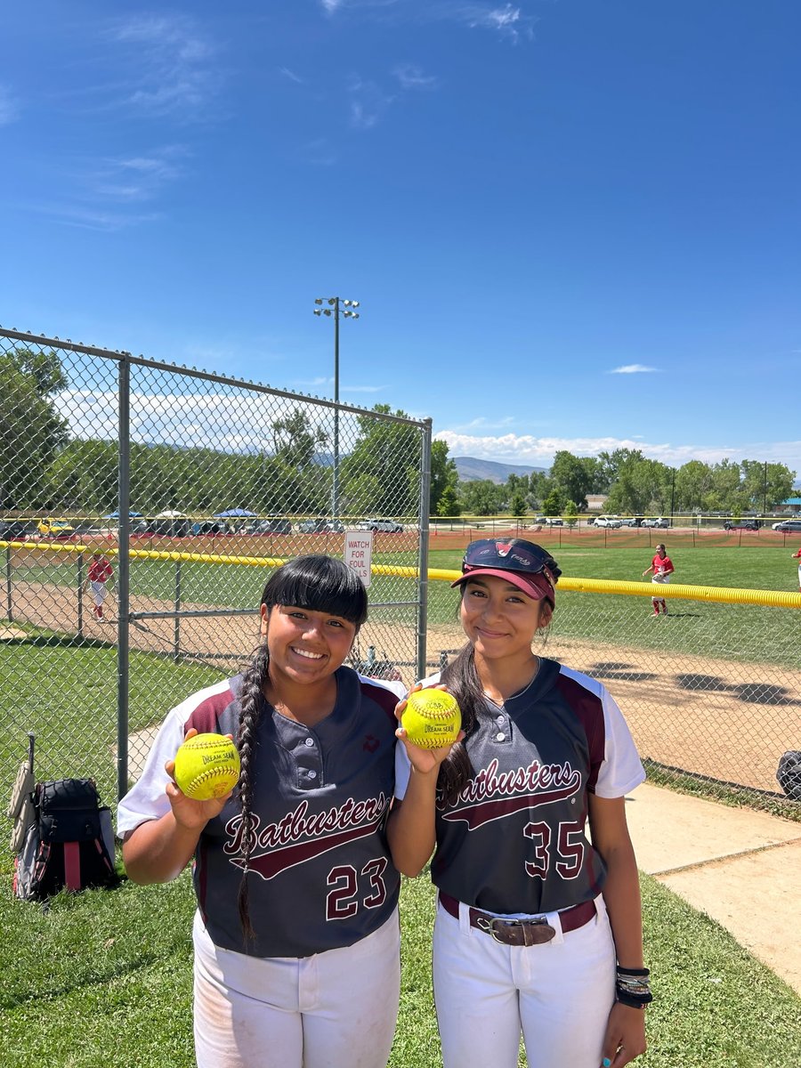 18's went 1-1 in pool play...HR's from 2027 P Leila Diebert and 2027 OF Rylee Torres