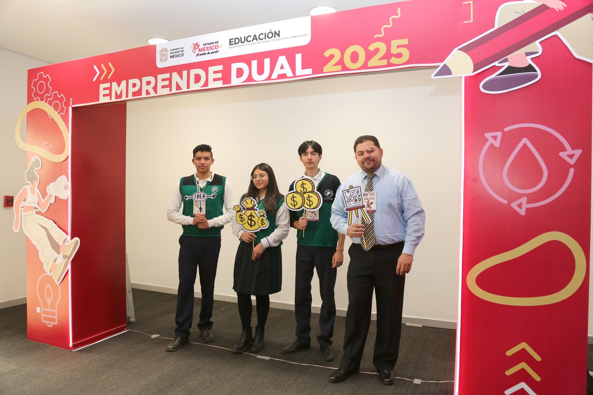 Con #EmprendeDual2025 impulsamos 36 proyectos de impacto social, ambiental y tecnológico.
🏆 Destacaron:
🔹 BIONIC ARM | Metepec II
🔹 CAJA DOMÓTICA | Nicolás Romero II
🔹 AQUA VIENTO | Jilotepec
👏 Hasly Paola, caso de éxito dual con Grupo Bocar.
#SomosCECyTEM