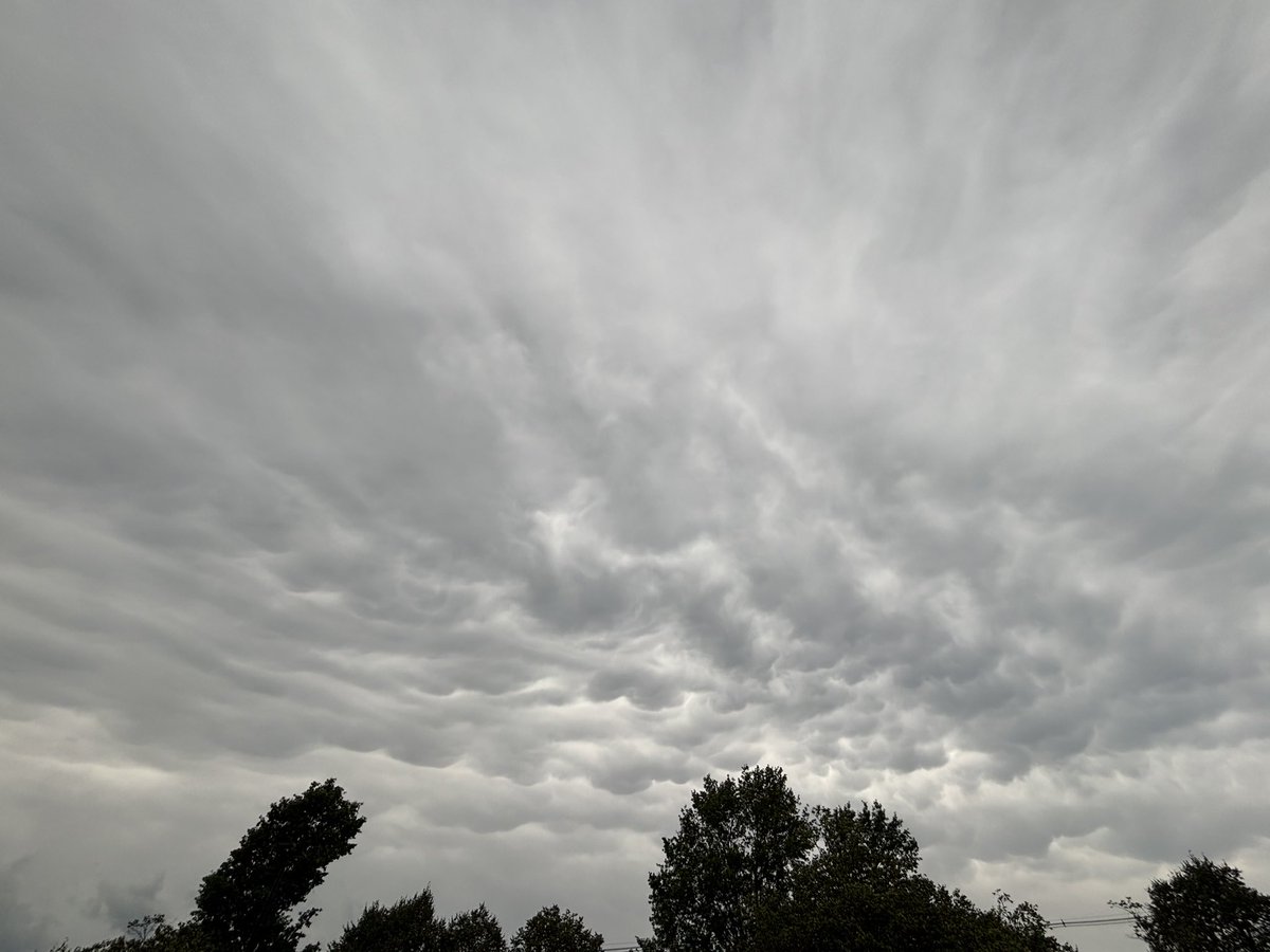 Mammatus show north of the complex in Framingham, MA