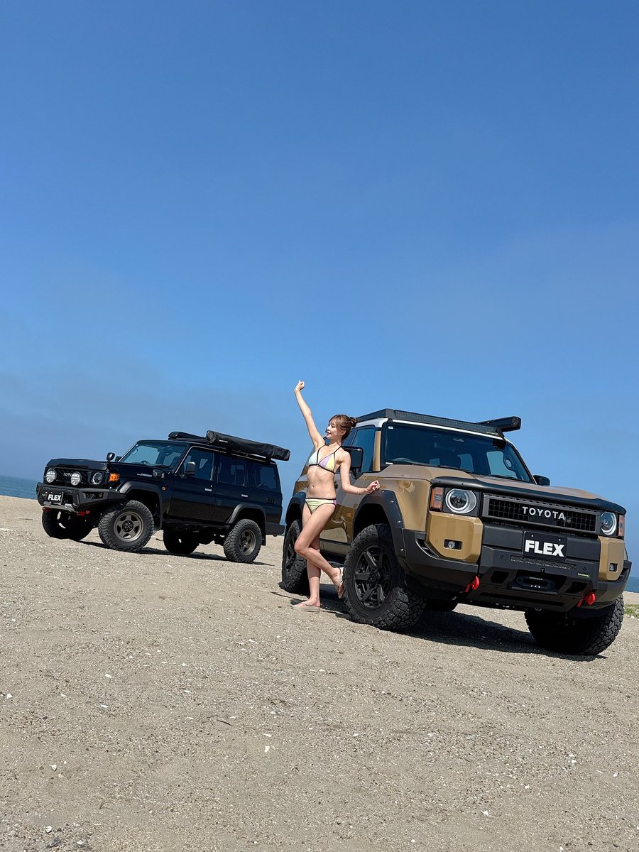 FLEX_PR's tweet photo. フレックスのランクル250と阿比留さんが表紙のレッツゴー4WD8月号本日発売です。
是非手に入れてくださいね。
#flex #letsgo4wd #阿比留あんな https://t.co/DiCzZlvDfG