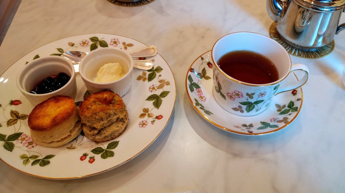 茶をしばきましたの　美味かったですわ