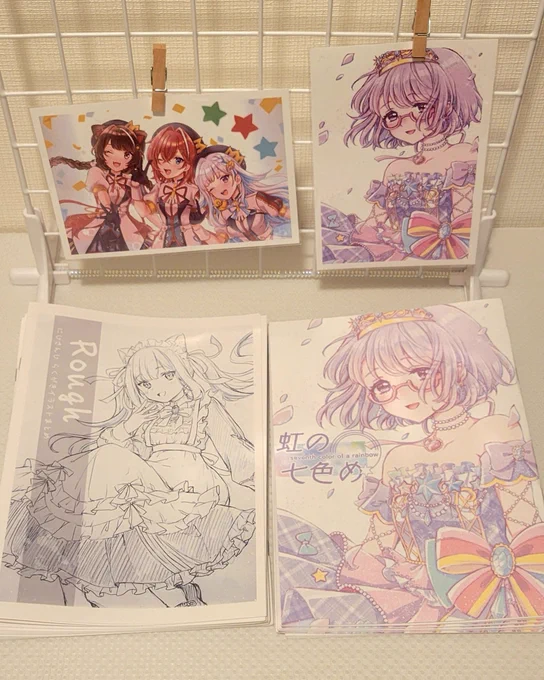 無事に製本が終わったので新刊2冊出ます! 他ジャンルのお友だちのスペースに置かせてもらうので見つけてもらえると嬉しいです😂 既刊とミニ色紙(🌈🕒)と無配ペーパー(小春ちゃん)とシール(スターズ)も持って行きます! 

∇サンプルはツリーへ

#CC福岡62 7/6(日)
マリンメッセ福岡A館【さ38ab】 