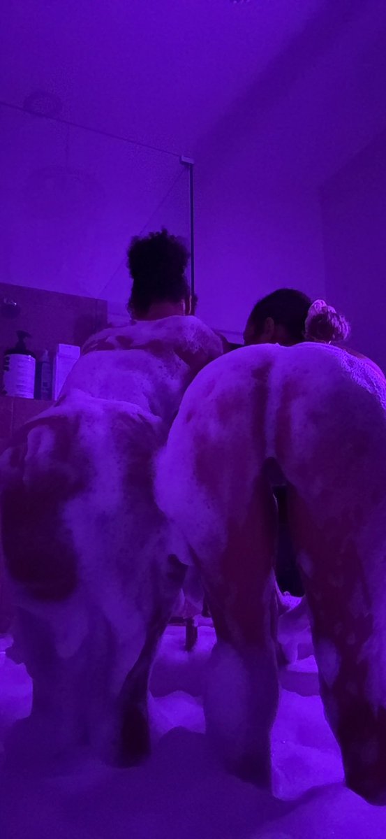 sunshinespole's tweet photo. Collab coming soon w @skyethedancerrr 😍

Make sure you’re subscribed to the OF to see some hot soapy content👀💦
https://t.co/PJ2qJyM4f8 https://t.co/8nRC84NGiU