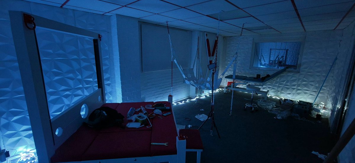 Testing out some potential lighting positions <a href="/KinkMinistry/">Ministry Studios</a>, what do we think of floor lights?

Imagine my body lit from below standing over your pathetic grivelling self 🥰