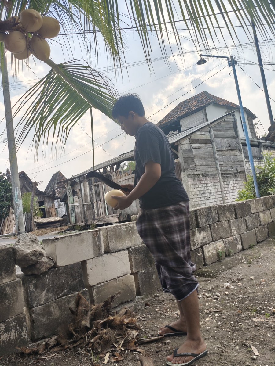 Pak_Irf's tweet photo. Umum e orep nang kampung cah 😄 https://t.co/yQC7cEQpvl