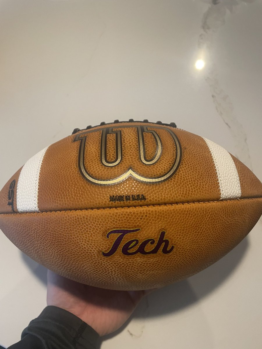 Alex Lockemeyer (@alexlockemeyer) on Twitter photo Amazing job by <a href="/WilsonFootball/">Wilson Football</a> on the practice and game footballs for the upcoming season! 🔥 Amazing job by <a href="/WilsonFootball/">Wilson Football</a> on the practice and game footballs for the upcoming season! 🔥