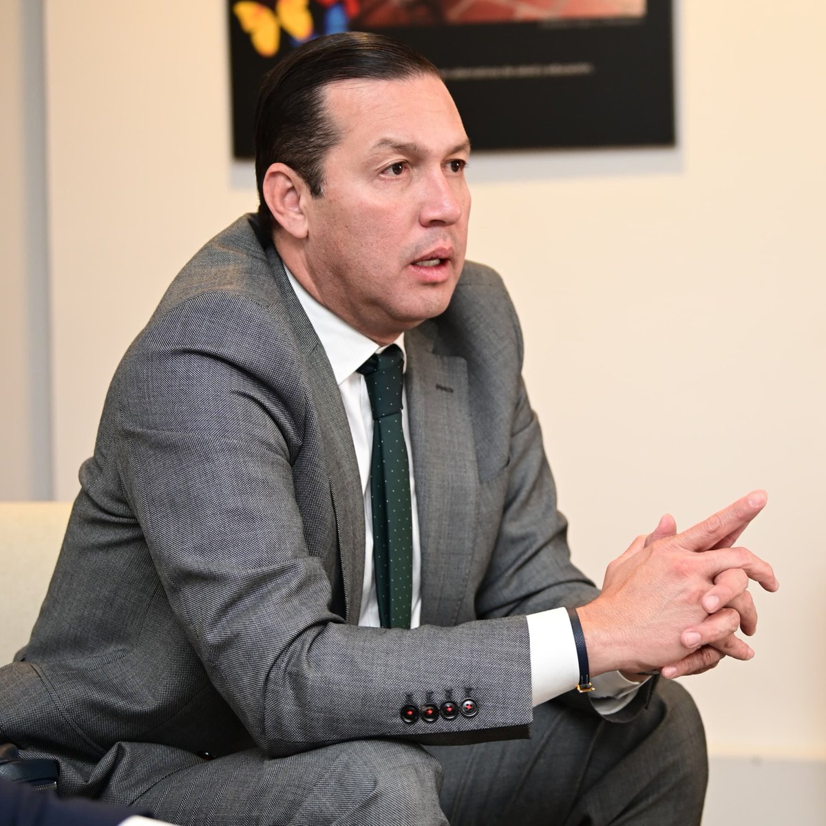 La dir. (e) de #ProsperidadSocial, Carolina Hoyos Villamil y el pdte. de <a href="/Findeter/">Findeter Colombia</a>, Juan Carlos Muñiz P., concurrieron hoy en una mesa técnica para avanzar en la ejecución de las obras de los Puntos de Abastecimiento Solidario, #PAS. 
Comparte este 🧵
#HambreCero #EconomíaPopular