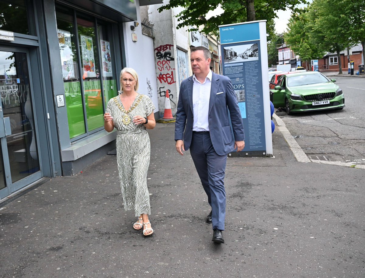 RetailNI (@retail_ni) on Twitter photo Our CEO <a href="/glynrobertsni/">Glyn Roberts</a> with <a href="/belfastcc/">Belfast City Council</a> Lord Mayor <a href="/Tracybelfast1/">Lord Mayor of Belfast Tracy Kelly</a> in Sandy Row today meeting with local traders and discussing the many challenges facing the area. Our CEO <a href="/glynrobertsni/">Glyn Roberts</a> with <a href="/belfastcc/">Belfast City Council</a> Lord Mayor <a href="/Tracybelfast1/">Lord Mayor of Belfast Tracy Kelly</a> in Sandy Row today meeting with local traders and discussing the many challenges facing the area.