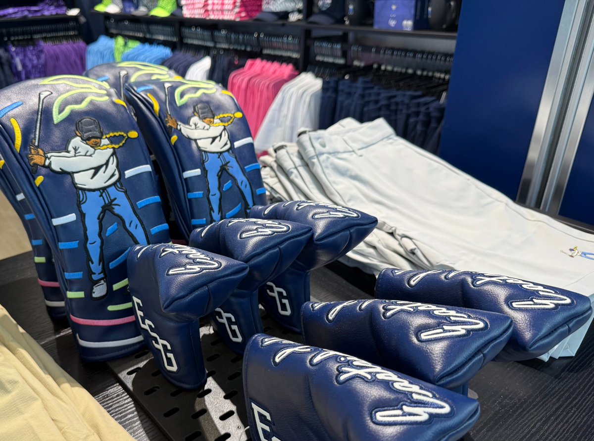 DTWeetin's tweet photo. It's time to shop!  🏌️‍♀️
Eastside Golf just opened in the McNamara Terminal.
It's a golf lifestyle apparel brand loved by golf pros, celebrities, fashion influencers and professional athletes. Stop by near Gate A32!
#DTWnonstop https://t.co/Qv2xGAdWjL