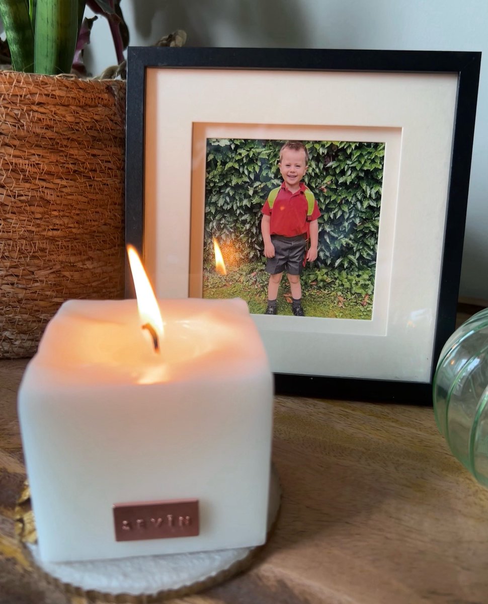 Ellie Lexie tweet media