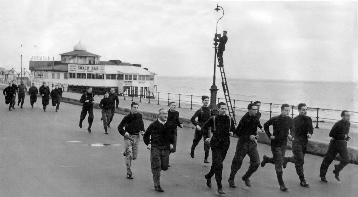 MarinersArchive's tweet image. Pre-season #GTFC running over the years
1948, 1966, 1986, 1992
@officialgtfc