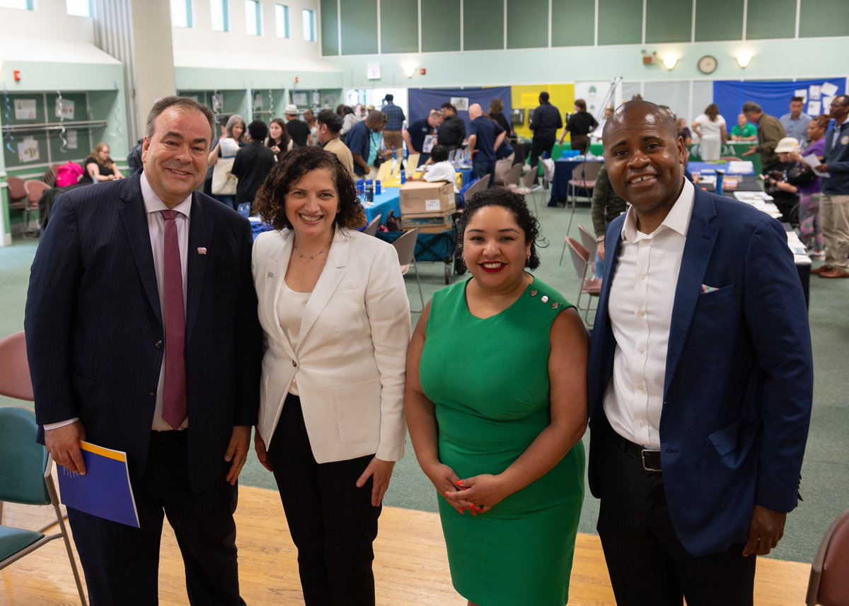MOPDChicago's tweet image. Thanks to everyone who attended our Welcome Home Housing & Resource Fair for accessible and affordable housing! Proud to host with @ChicagoDOH and @AssessorCook.