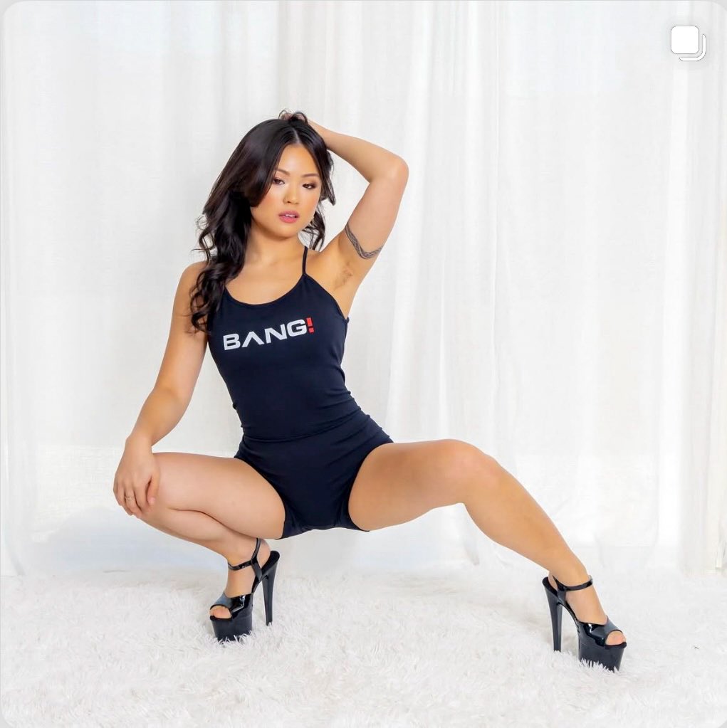 SEXYTHURSDAY AND SHOUTOUT TO <a href="/luluchuofficial/">Lulu Chu</a> 😘❤️