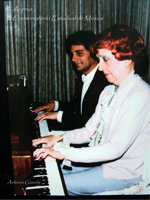 "Correspondências de Magdalena Tagliaferro a Abgar Campos Tirado: interfaces entre o #biográfico, o #gênero e o histórico no campo #musical" apresenta cartas da #pianista brasileira que desvelam questões sobre o protagonismo feminino na prática pianística: revistaacervo.an.gov.br/index.php/revi…
