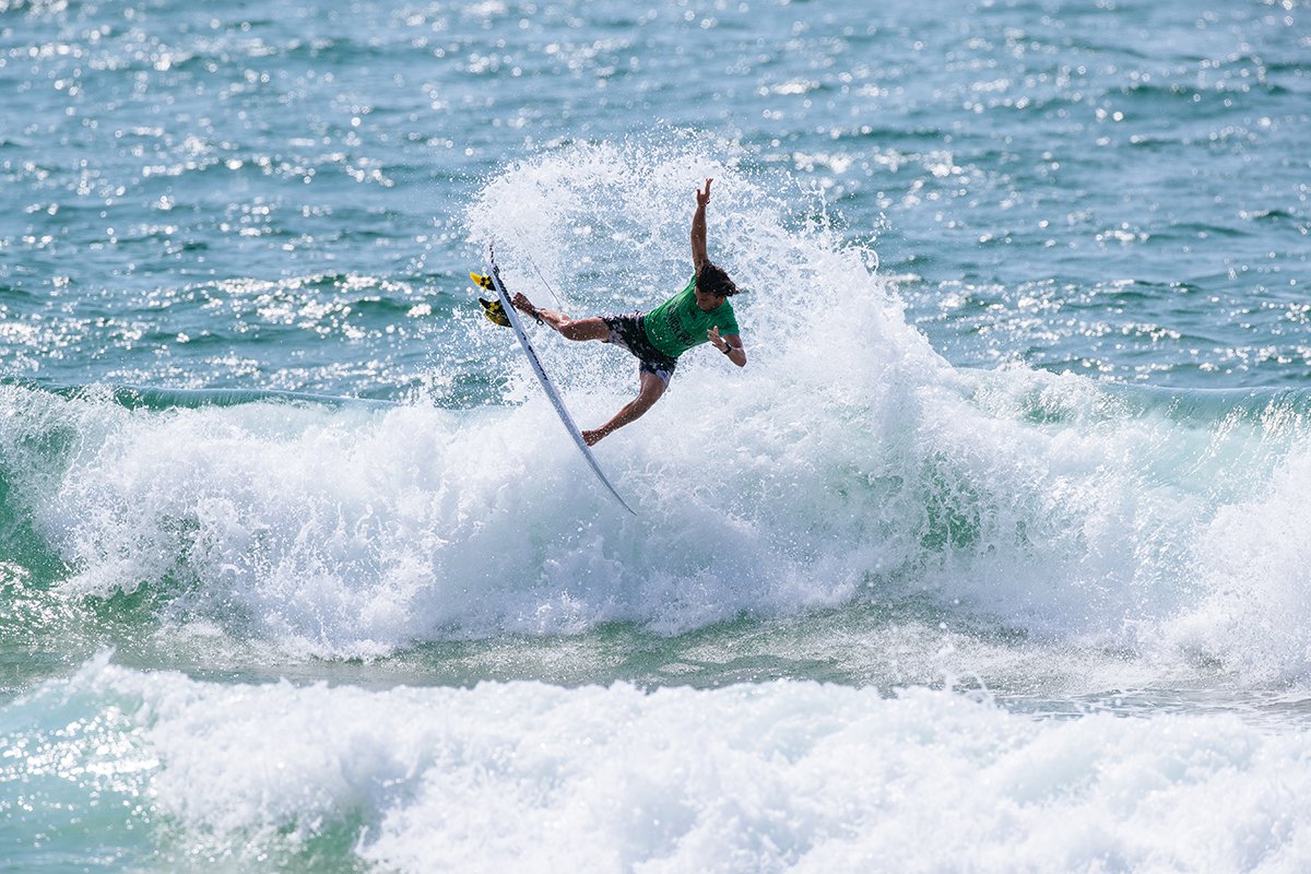 It was a marathon day of competition at the <a href="/Quiksilver/">Quiksilver</a>  &amp; <a href="/Roxy/">ROXY</a> Junior Pro Capbreton! 
The men's and women's Quarterfinals are locked in.
Stay tuned to worldsurfleague.com for more.

📷WSL/Damien Poullenot

#CapbretonJuniorPro