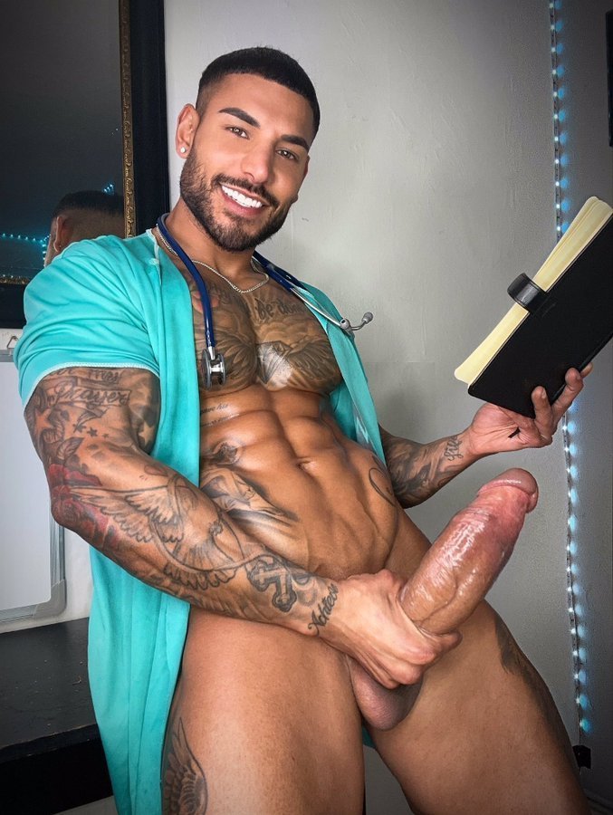 Cock Devotion ♥️🍌🍆 (@cockdevotion) on Twitter photo 