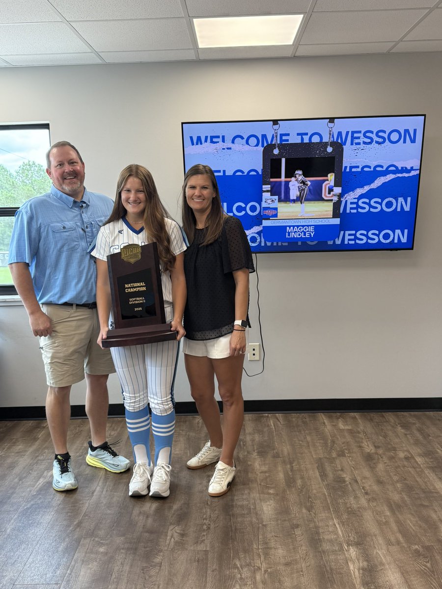 Maggie Lindley (@maggielindley08) on Twitter photo Thank you so much <a href="/CoLinSoftball/">Co-Lin Softball</a> for having me on a visit today! Had so much fun learning more about your program! Go Wolves!🩵🐺<a href="/coachbeall07/">Amber Adcock Beall</a> <a href="/FuryWalker/">MS Fury Platinum Walker</a> <a href="/GHSMAVSsoftball/">Germantown Softball</a> Thank you so much <a href="/CoLinSoftball/">Co-Lin Softball</a> for having me on a visit today! Had so much fun learning more about your program! Go Wolves!🩵🐺<a href="/coachbeall07/">Amber Adcock Beall</a> <a href="/FuryWalker/">MS Fury Platinum Walker</a> <a href="/GHSMAVSsoftball/">Germantown Softball</a>