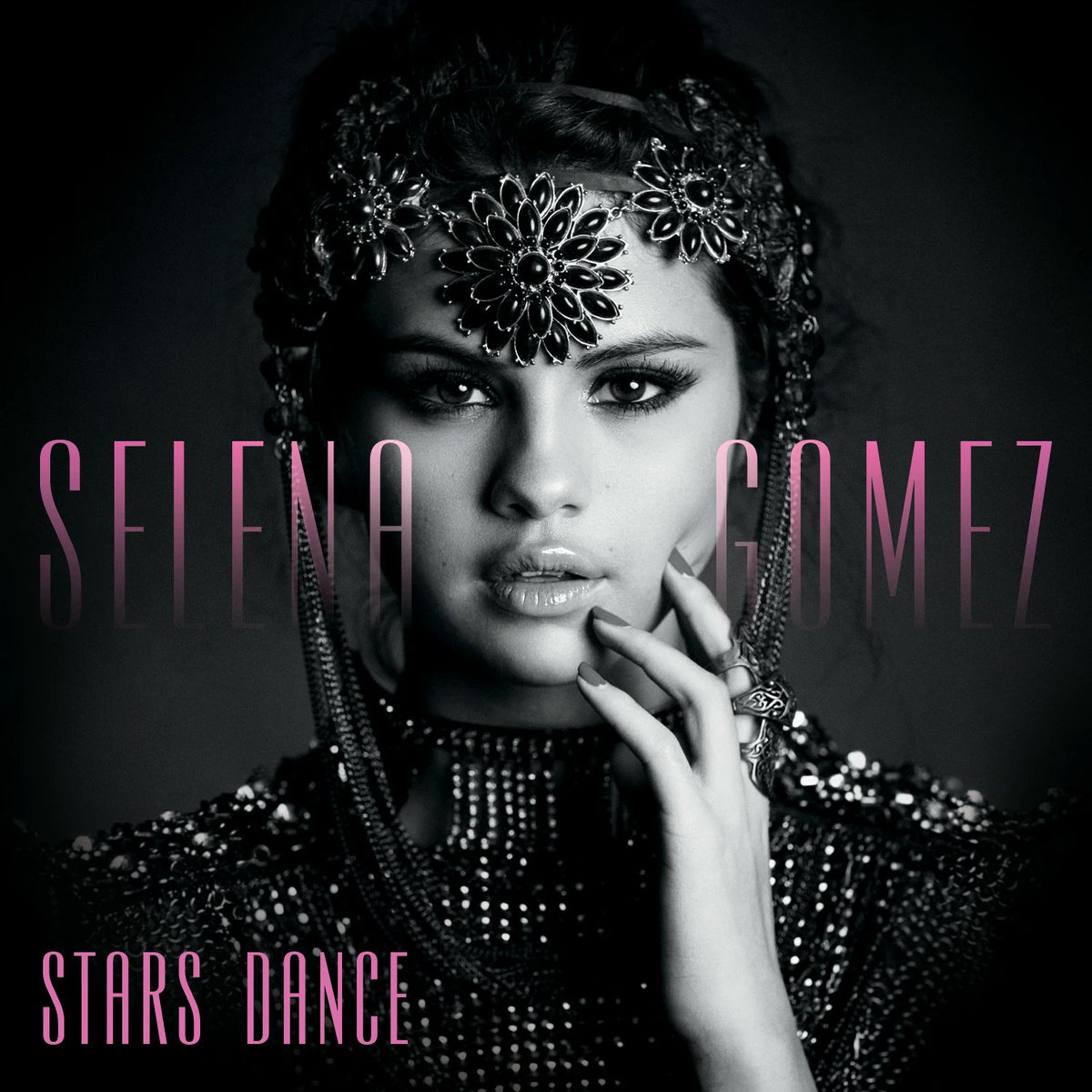 The_Letter_ZZ's tweet image. "Stars Dance (Bonus Track Version)" by @selenagomez uses the letter Z 13 times across its 46-minute runtime.
Birthday - 8
Slow Down - 1
Stars Dance - 1
Nobody Does It Like You - 3