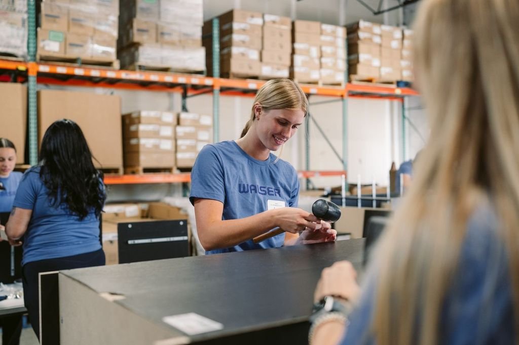 Tommievball's tweet image. Going behind the lens ๐ธ
Ava Wild is spending her summer as a social media marketing intern at Walser Toyota, starting and running socials for the largest Toyota dealer in the midwest!
#RollToms