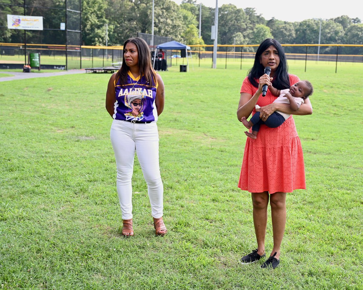 arunamiller's tweet image. Aaliyah Gonzalez was just 18 when her life was cut short in the 2023 Brooklyn Day shooting—but her light lives on. Aaliyah Day honors her spirit and calls us to heal, remember, and confront the violence that stole her future.