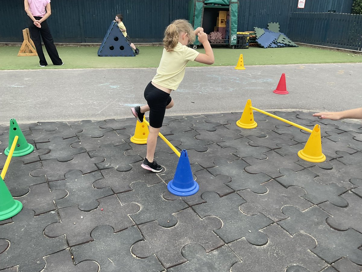 The Early Years children had a brilliant time at their mini Sports Activity Day! 🏃‍♀️🎉
Fantastic listening, determination and team spirit all round — well done, everyone! 🌟👏 #EarlyYears #SportsDay #TeamSpirit
