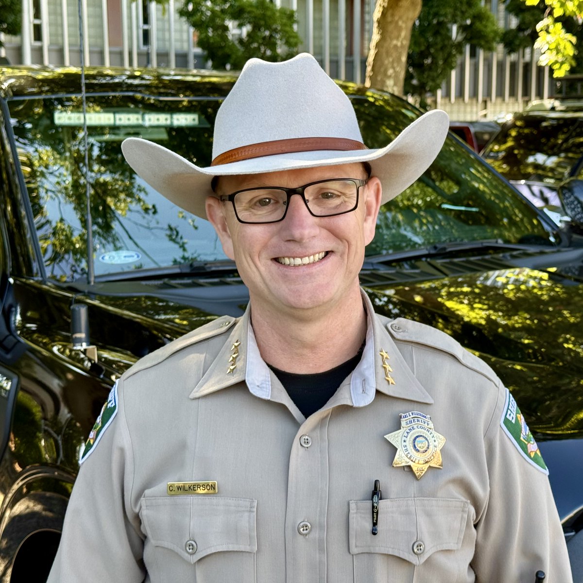 COWBOY HATS FOR KIDS FIRST CENTER (PHOTO)

&amp;nbsp;

Over the past few years, Lane County Sheriff’s Office employees have raised funds for Kids FIRST, our local children’s advocacy center. After donating, employees

More Info: flashalert.net/id/LaneSheriff…