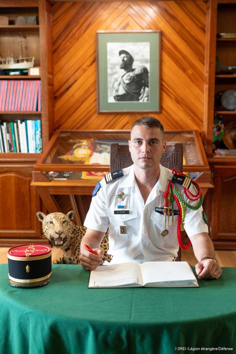 Chefdecorps3REI's tweet image. Les capitaines Clément et Sandu quittent le #3REI.
Ils rejoignent respectivement la #13DBLE et le @4REOfficiel.