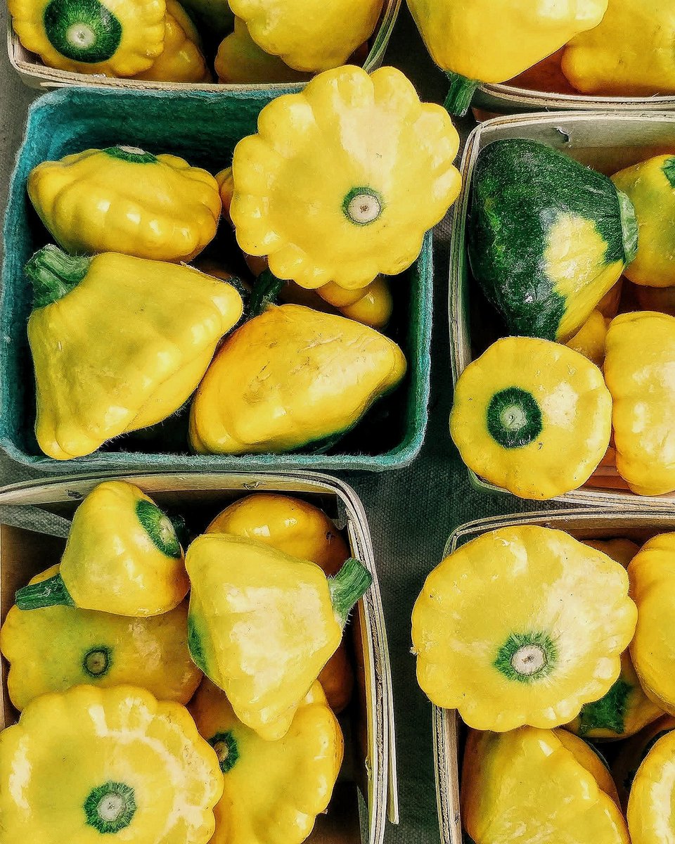 Hi #Ottawa! We spotted Patty Pan squash at our Orléans Farmers' Market today! These summer squash can be used in your favourite zucchini recipes and can even be pickled.

It's peak produce season and you never know what you will find at our Farmers' Markets 😋

#MyOttawa