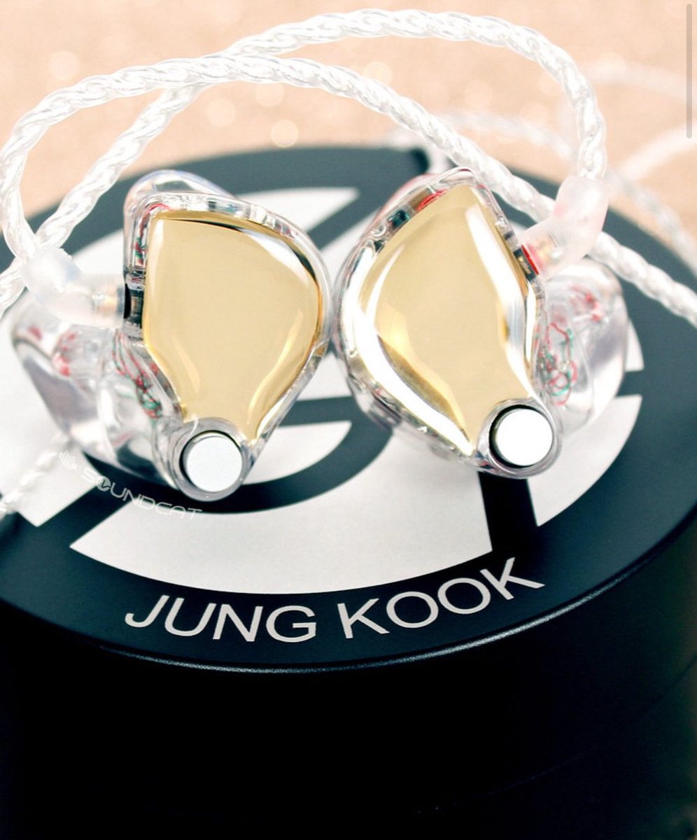 "JUNGKOOK SOLO WORLD TOUR"
Jeon
#JungKook_GOLDEN #jungkook #jungkookisback #JungKook_Seven
