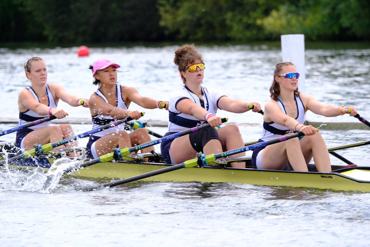 A valiant effort from the Girls Quad in their race this afternoon against an impressive Marlow RC crew. Congratulations to Marlow for the win and good luck for the rest of the regatta.