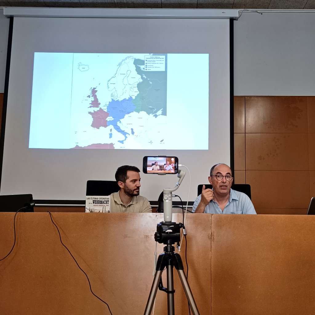 Àlex Gil (@alexgil_br) on Twitter photo Un plaer conèixer en persona i escoltar el gran <a href="/MrSushi1/">Antonio Muñoz Lorente</a> i <a href="/BelicasQue/">Historias Bélicas Que Merecen Ser Contadas</a> a Santa Coloma de Gramenet. Desitjant tornar-vos a llegir i escoltar ben aviat! Felicitats Un plaer conèixer en persona i escoltar el gran <a href="/MrSushi1/">Antonio Muñoz Lorente</a> i <a href="/BelicasQue/">Historias Bélicas Que Merecen Ser Contadas</a> a Santa Coloma de Gramenet. Desitjant tornar-vos a llegir i escoltar ben aviat! Felicitats