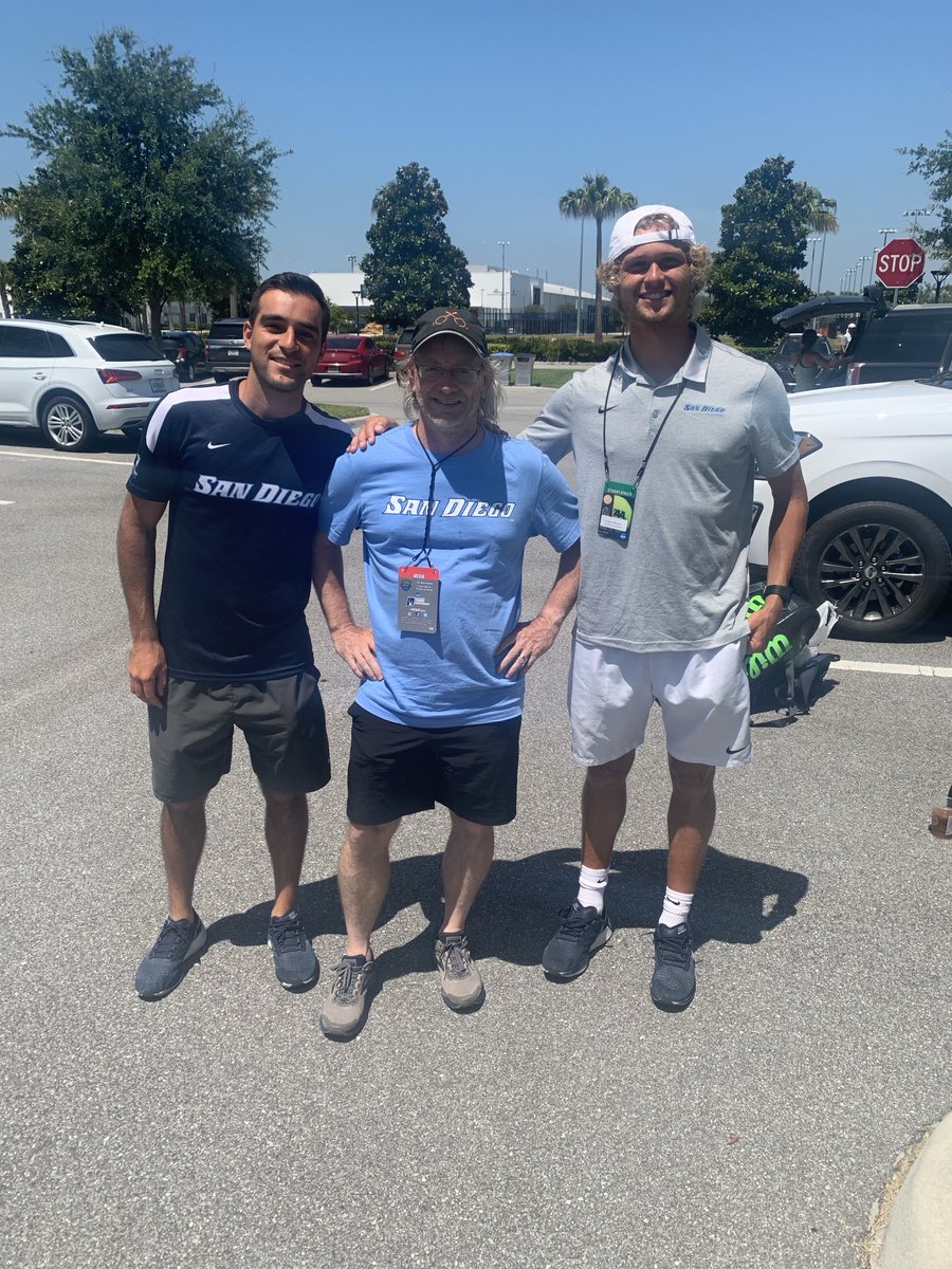 CollegeTennisRanks tweet media
