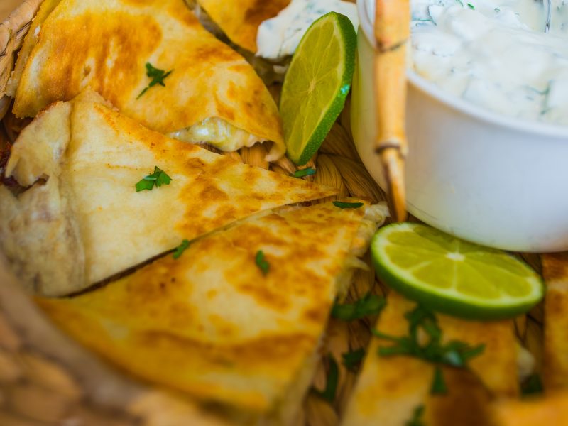 OnTheWaterMedia's tweet image. Full recipe: onthewater.com/jonah-crab-que…

We’ve partnered with the @MassDMF and  fourth-generation fishmonger Laura Foley Ramsden to bring you delicious  inspiration for preparing local seafood.