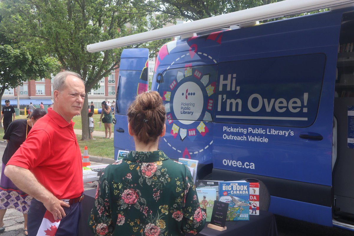 PBethlenfalvy's tweet image. Stopped by Ovee, the #Pickering library outreach vehicle, to see firsthand how it's bringing books and resources directly into our community.
Thanks to the team at the @pickeringlibs for the tour and for the work you’re doing across the city.