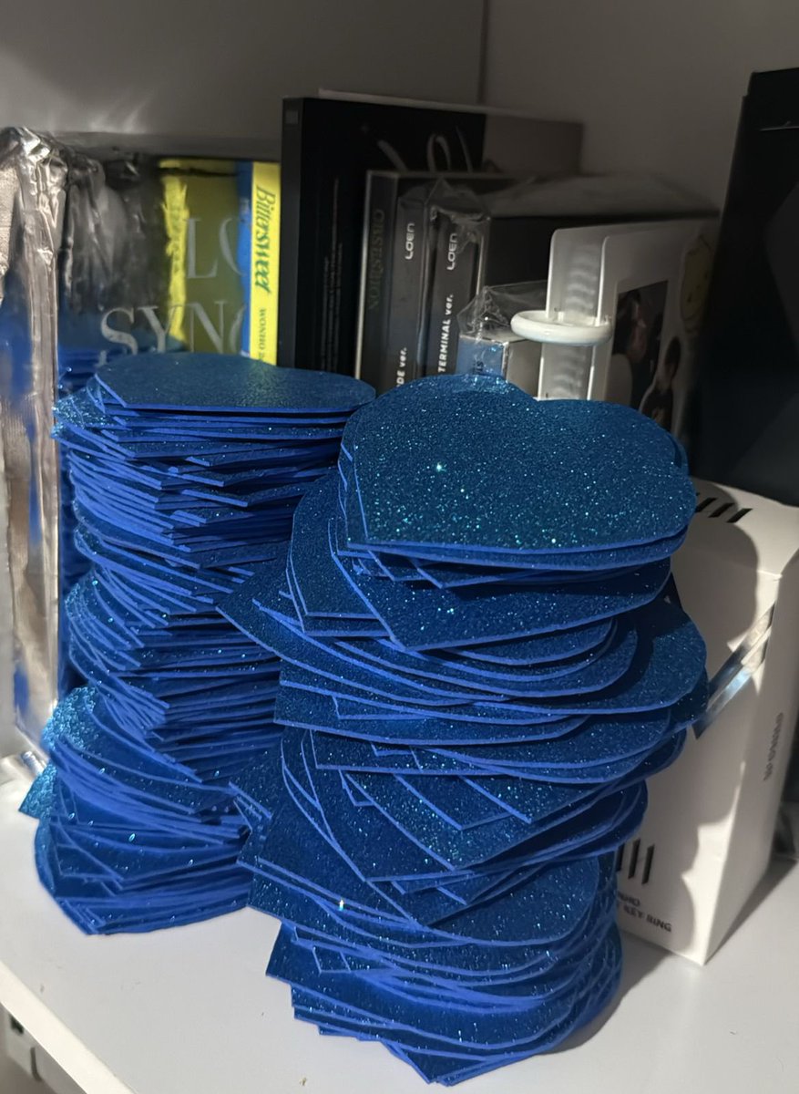 Wonho_Brasil's tweet image. Projeto dos corações em breve 100% finalizado e prontinho pro show! 💙🥹

Nossos voluntários foram maravilhosos!

#WonhoNoBrasil 🇧🇷