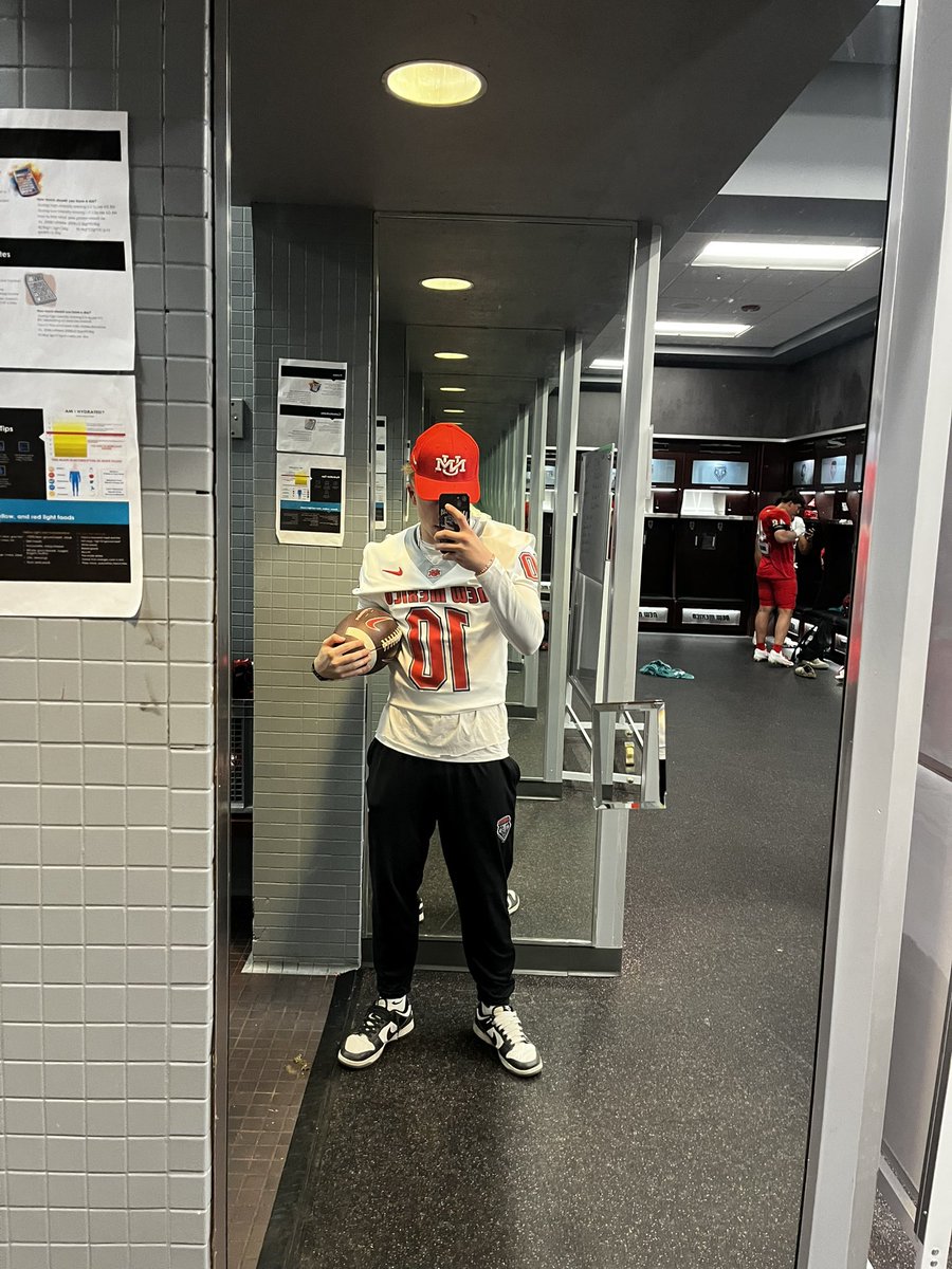 2 months post surgery! Getting ready to start running again 🫣 #unm #lobos #NewMexico