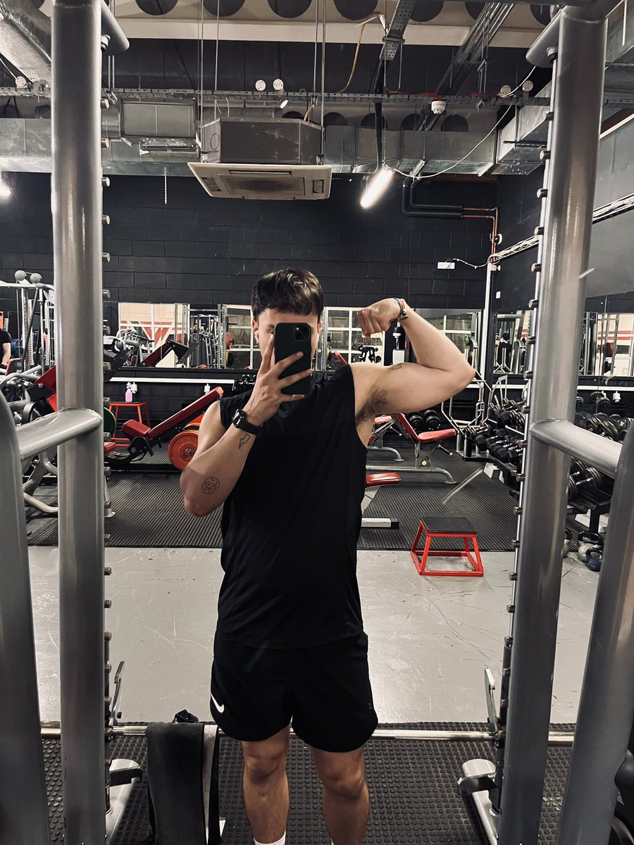 Jonathan. tweet media