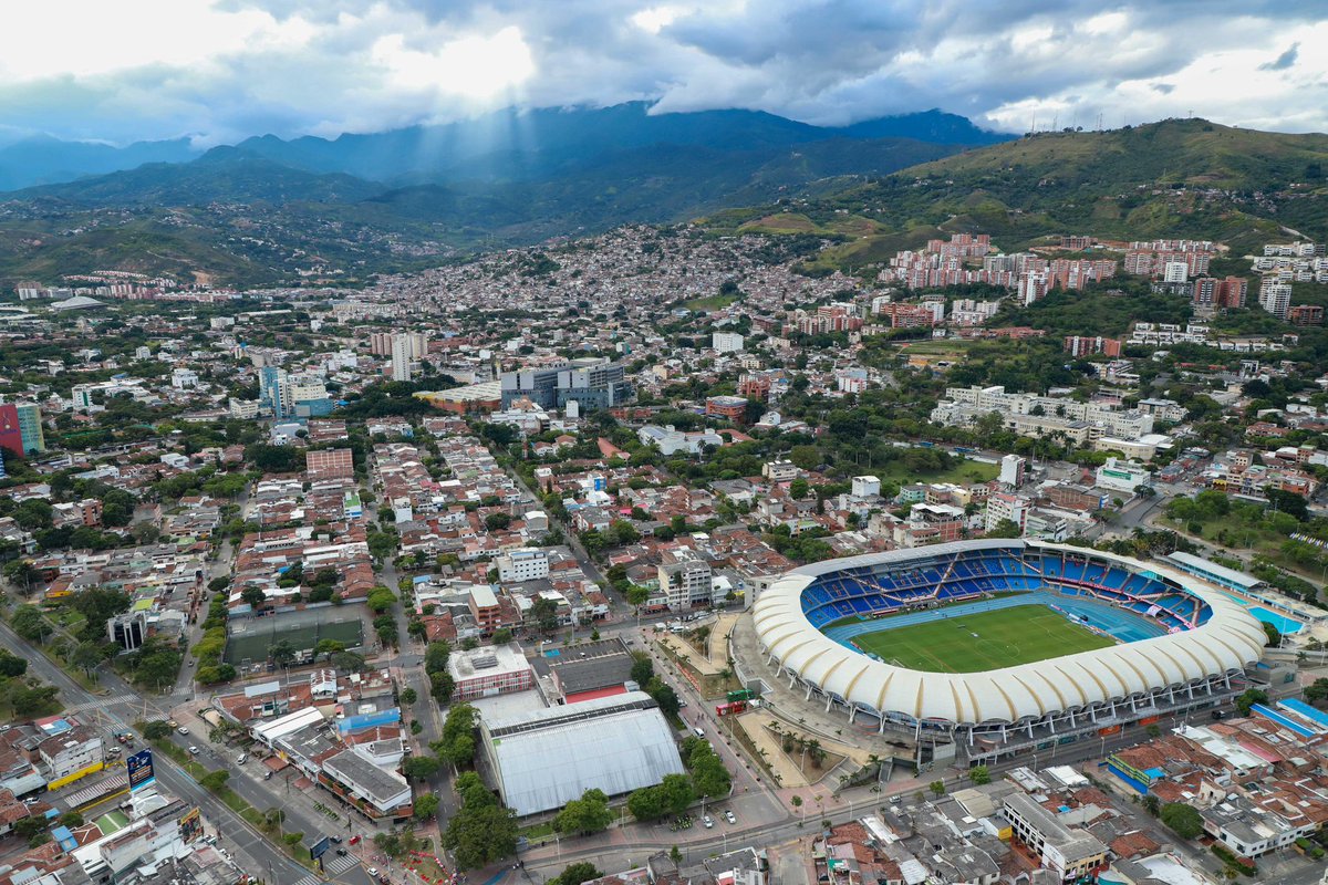 Ser la precursora de la independencia de Colombia, le ha valido a Cali un lugar especial en la historia. 

Hoy celebramos 215 años de libertad y resiliencia. 🙌🏼
El 3 de julio de 1810, 17 días antes del resto del país, la Sucursal del Cielo proclamó su #independencia.