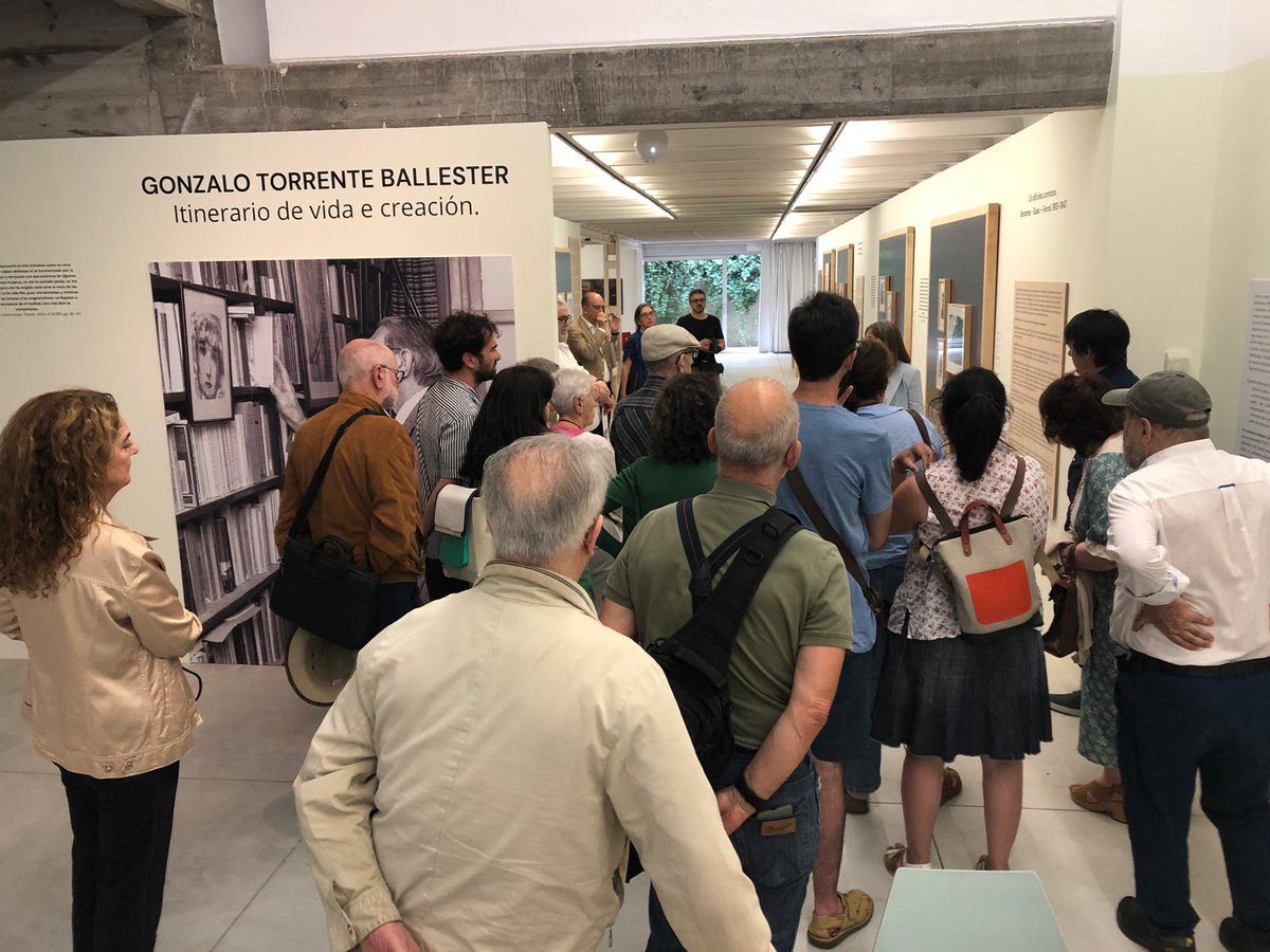 Hoxe inauguramos a exposición na #FundaciónGTB!

Tras pasar pola <a href="/BNE_biblioteca/">Biblioteca Nacional de España</a>  e <a href="/ConcelloFerrol/">Concello Ferrol</a> , chega a #Compostela cunha nova mirada.
Interviron Fernanda Torrente, Anxo M. Lorenzo e Carmen Becerra.📅 Ata o 15/10 

<a href="/CulturaXunta/">Cultura de Galicia</a> <a href="/Depucoruna/">Deputación da Coruña</a>  <a href="/PazodeRaxoi/">Concello de Santiago</a>  <a href="/UniversidadeUSC/">USC</a>