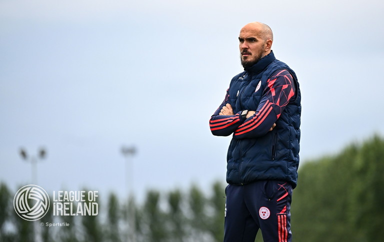𝗝𝗼𝗲𝘆 𝗢'𝗕𝗿𝗶𝗲𝗻'𝘀 𝗥𝗲𝗱𝘀 ✊🏻

Shelbourne FC is delighted to announce the appointment of Joey O’Brien as Head Coach on a long-term deal.

shelbournefc.ie/shelbourne-fc-… 

#DublinsFinest | #Since1895