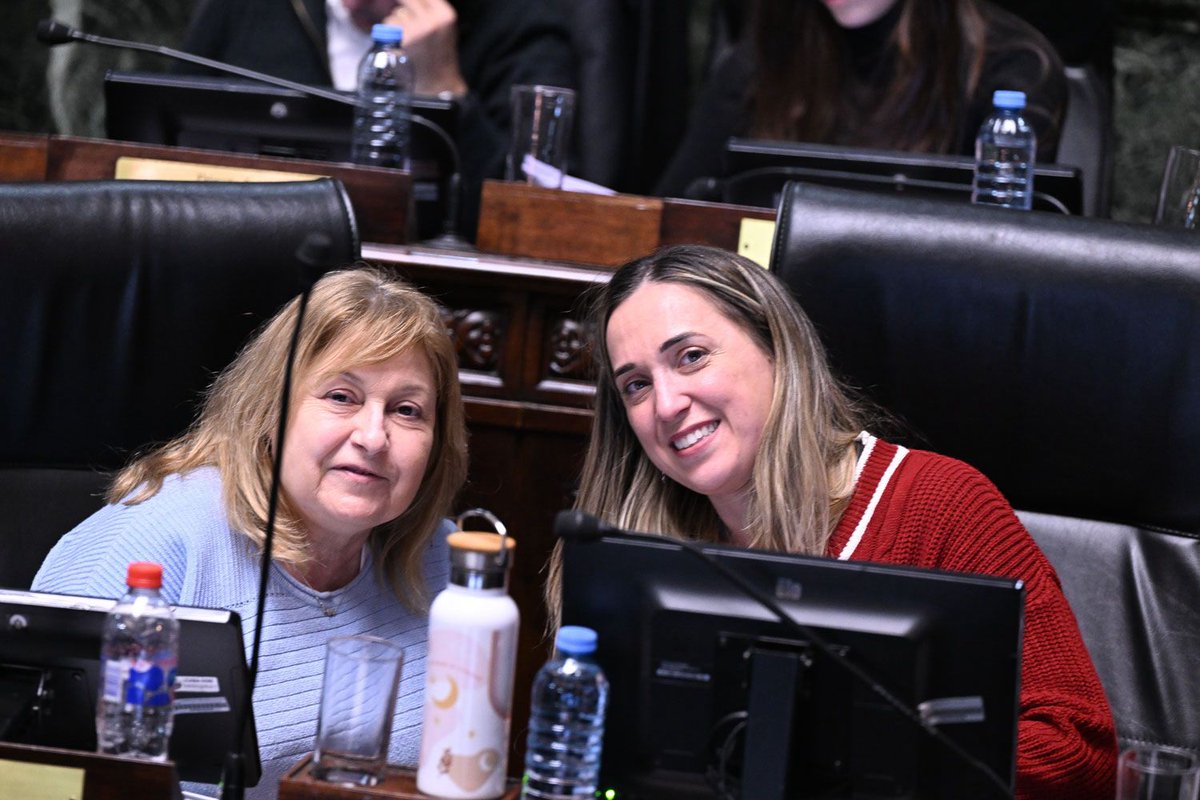 Graciela Ocaña (@gracielaocana) on Twitter photo Felicitaciones, legisladora <a href="/msolmendez/">Sol Mendez</a> por este logro en <a href="/LegisCABA/">Legislatura CABA</a> que significa un primer paso en la recuperación de los terrenos para el <a href="/CDEspanol/">Deportivo Español</a>
Sabemos de tu compromiso e historia con el Club y esperemos que dentro de poco tiempo esta larga lucha que llevan los Felicitaciones, legisladora <a href="/msolmendez/">Sol Mendez</a> por este logro en <a href="/LegisCABA/">Legislatura CABA</a> que significa un primer paso en la recuperación de los terrenos para el <a href="/CDEspanol/">Deportivo Español</a>
Sabemos de tu compromiso e historia con el Club y esperemos que dentro de poco tiempo esta larga lucha que llevan los