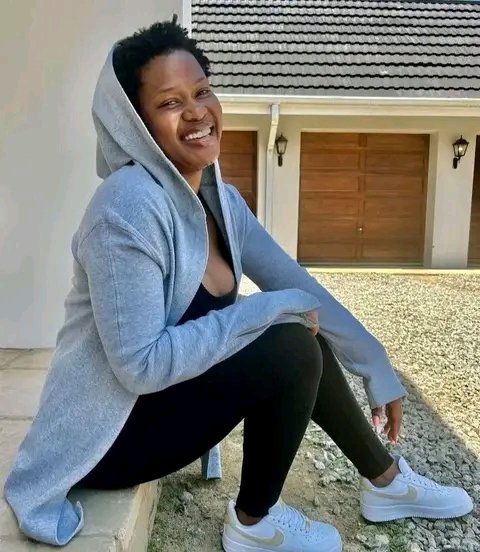 Fikile vezi ππ (@fikilevezi) on Twitter photo Let's give <a href="/Zenande_Mcfen/">Zenande Mfenyana</a> her flowers πππ she's nailing this role ππ₯ π
#InimbaMzansi Let's give <a href="/Zenande_Mcfen/">Zenande Mfenyana</a> her flowers πππ she's nailing this role ππ₯ π
#InimbaMzansi