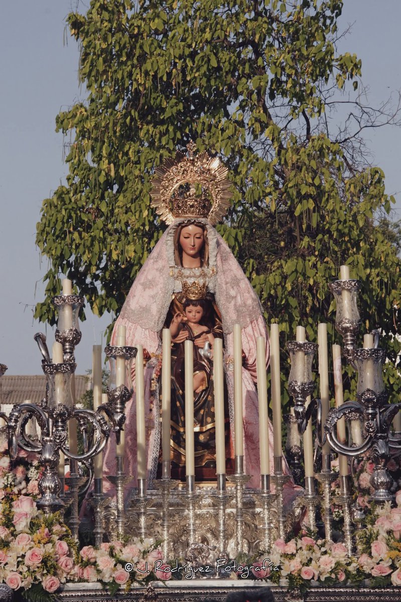 Toma de Posesión de la Junta de Gobierno

Tras recibir la confirmación por parte de la Autoridad Eclesiástica, la toma de posesión de la nueva Junta de Gobierno, será el próximo domingo día 13 de Julio, a las 11 h. en la Parroquia de Ntra. Señora de la Candelaria.
📷 <a href="/juan_rg80/">Juan Rodríguez Fotografía</a>