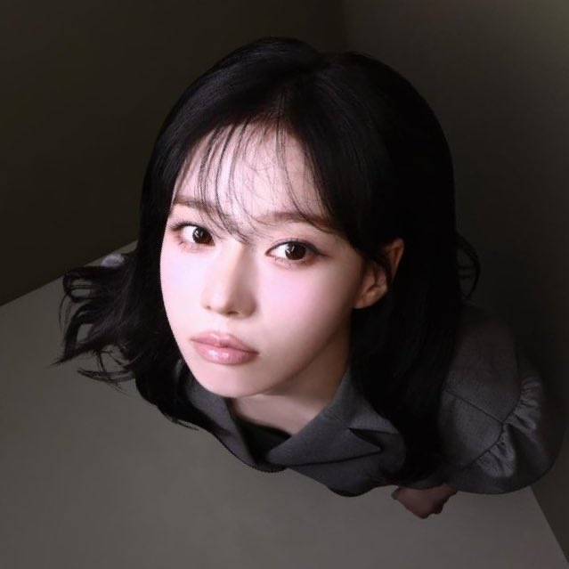 𝐈𝐬𝐢𝐚 tweet media