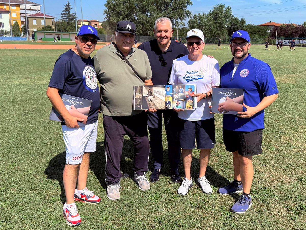 IABF is thankful to meet Corrado Benedetti and receive a copy of his beautiful photo book about baseball in Italy during our workouts in Parma. Incredible talent and passion! Grazie mille, Corrado. 🇮🇹 ⚾️ 🇺🇸