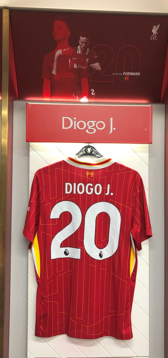 Shaf ⭐⭐⭐⭐⭐⭐ (@c20let_2009) on Twitter photo <a href="/LFC/">Liverpool FC</a> please do NOT ever move this. No matter how many kit changes we have, no matter how many years go by, Diogo should always be with us in the home dressing room💔
ynwa ❤️ <a href="/LFC/">Liverpool FC</a> please do NOT ever move this. No matter how many kit changes we have, no matter how many years go by, Diogo should always be with us in the home dressing room💔
ynwa ❤️