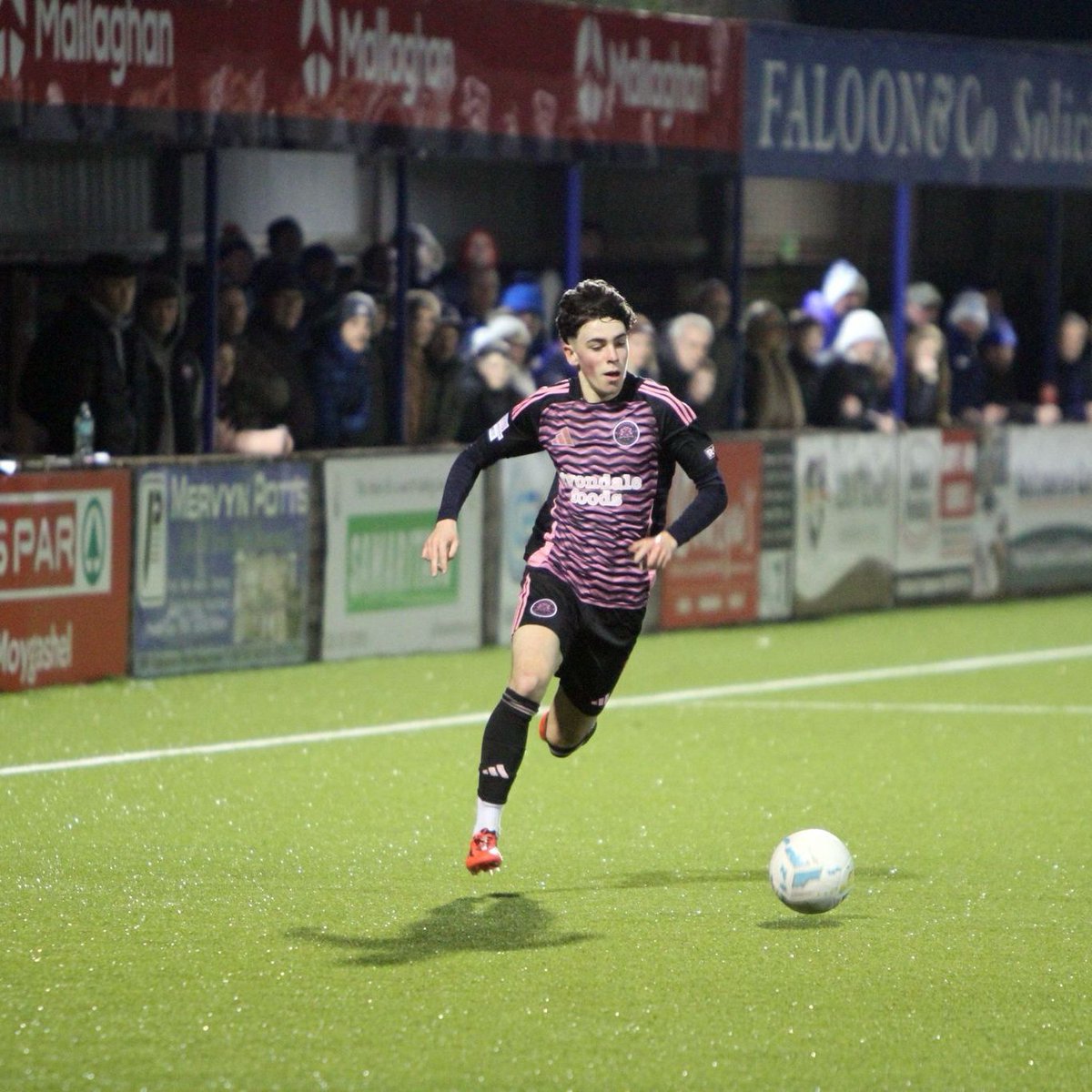 Glenavon FC (@glenavon_fc) on Twitter photo ππ΅πΏπΆπ πππ΅π²πΏππΌπ» - ππΉππ² π¦ππΆπΉπΉ ππ΅π² ππΌπΉπΌππΏ
We can confirm that academy product Chris Atherton has left the club to sign for Chelsea
We wish him the best in his career & hope he and his family wonβt be strangers at MVP
#BeJustAndFearNot
#WeAreMourneview ππ΅πΏπΆπ πππ΅π²πΏππΌπ» - ππΉππ² π¦ππΆπΉπΉ ππ΅π² ππΌπΉπΌππΏ
We can confirm that academy product Chris Atherton has left the club to sign for Chelsea
We wish him the best in his career & hope he and his family wonβt be strangers at MVP
#BeJustAndFearNot
#WeAreMourneview