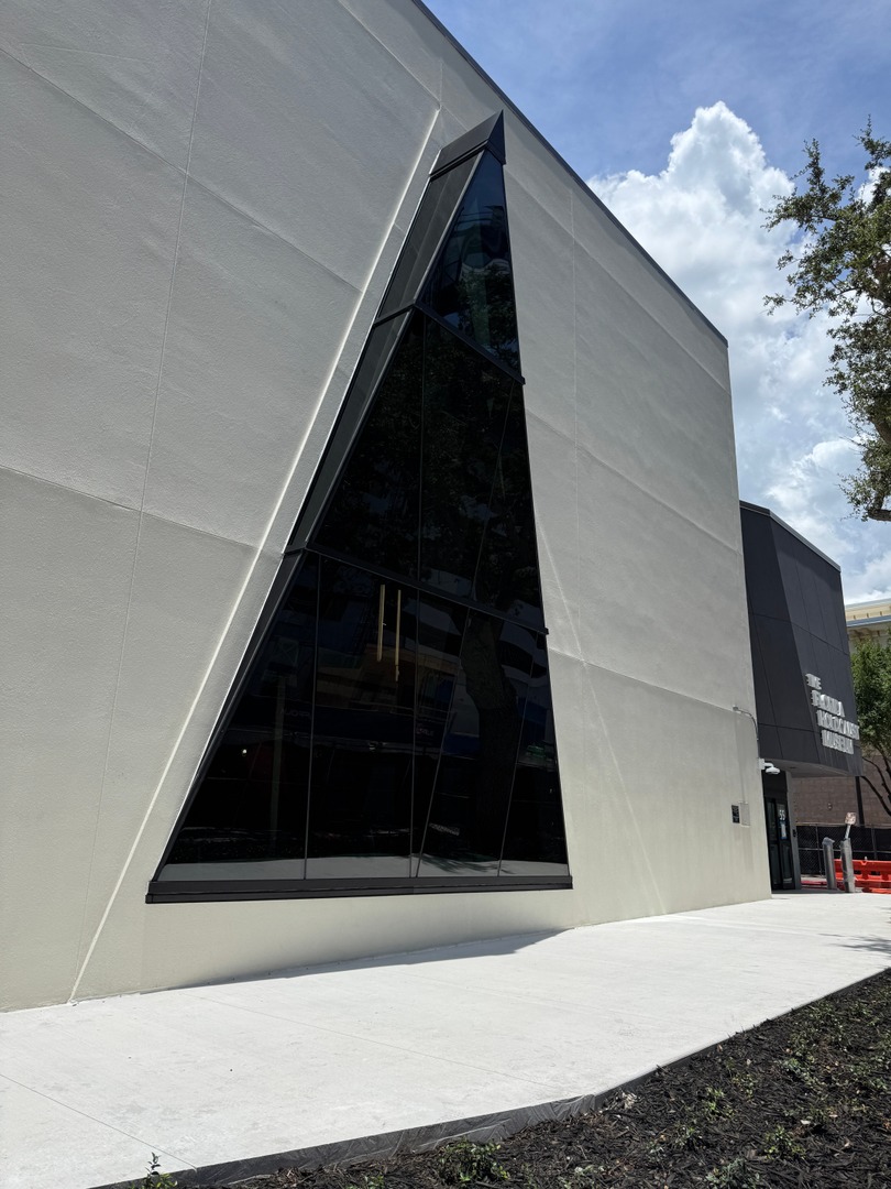 FLHolocaustMus's tweet image. A quiet transformation.
Before it became The Florida Holocaust Museum, this building was a bank. That changed in 1998, when Elie Wiesel cut the opening ribbon and the doors revealed something entirely new.
Since then, The FHM has served as a space for memory, education, and…